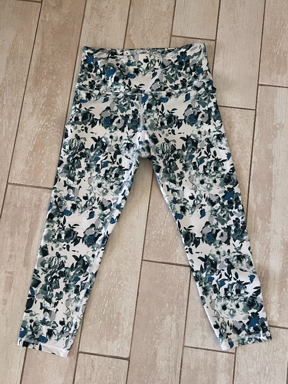 Marika Leggings - Capri